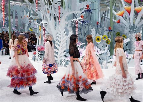 chanel couture 2015 flowers cutout runway artist|Chanel spring 2015 clothing.